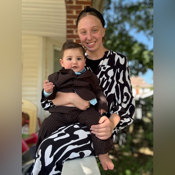 Meet your Posher, Tiffany - Picture 4 of 13